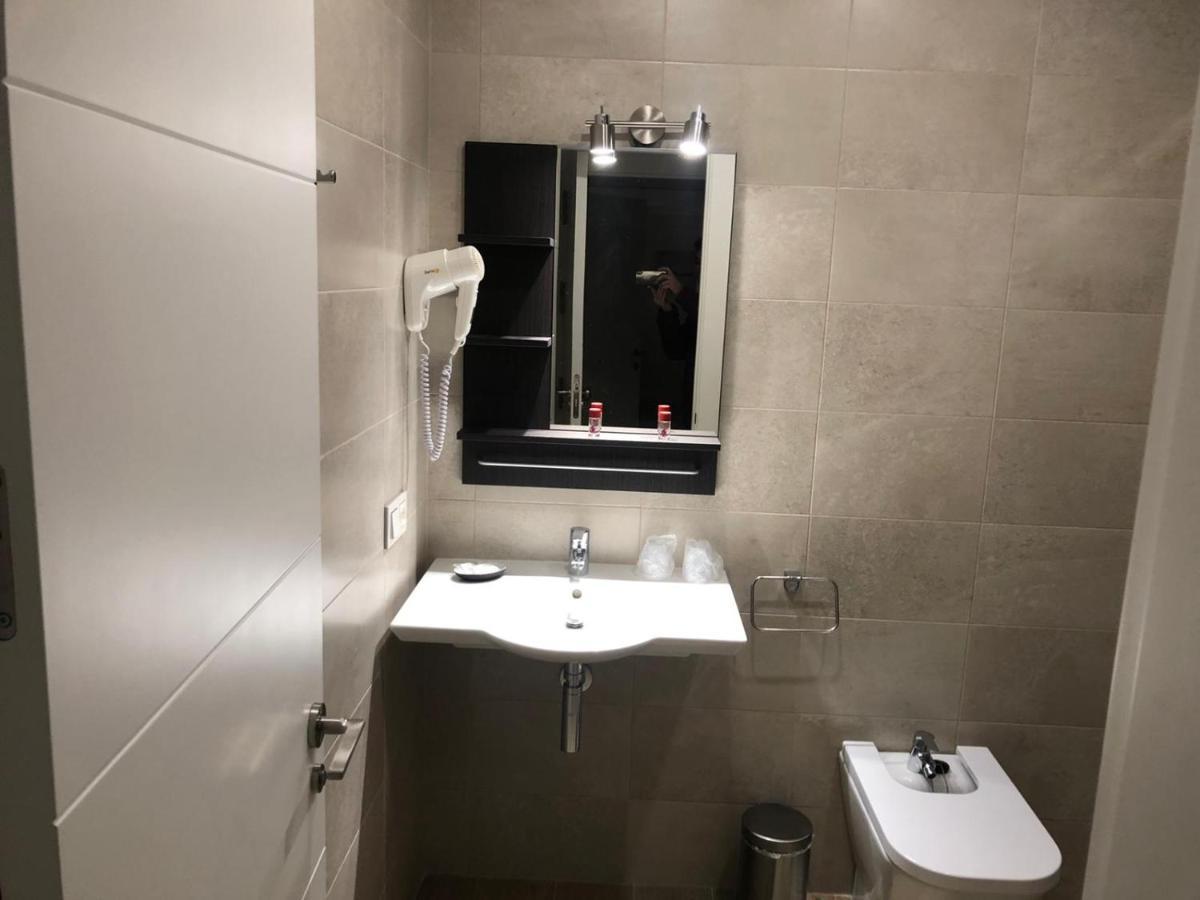 Pinar Malaga Rooms Luaran gambar